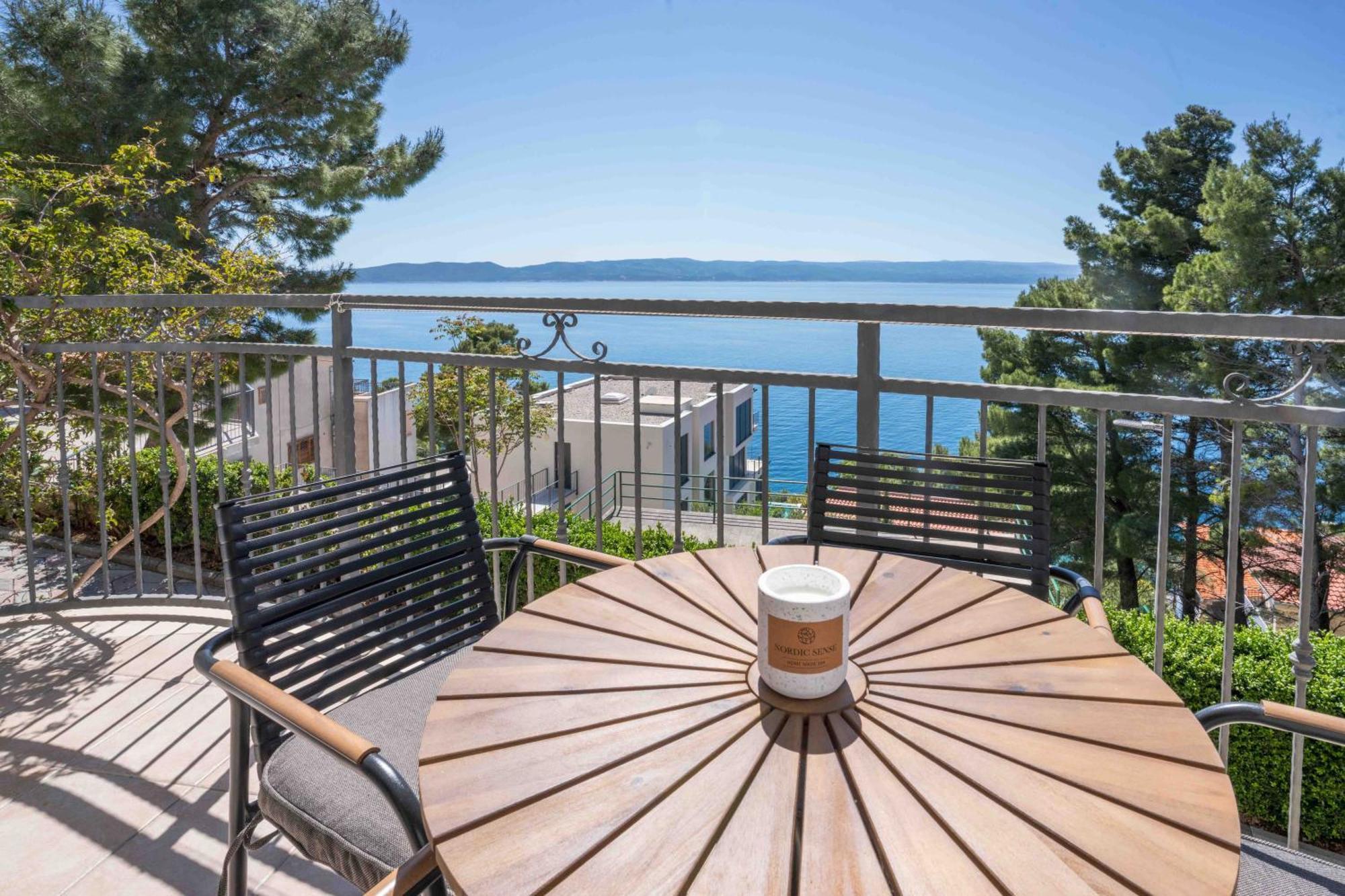 Sea View Apartment Gin Brela Eksteriør bilde
